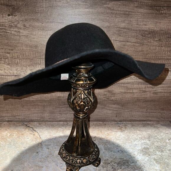 Altar'd State Black Floppy Boho Hat Oversized Wide Brimmed w Brown Cord Detail - Picture 4 of 14